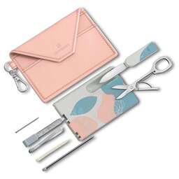VICTORINOX Швейцарская карта Swiss Card Classic Paris Style (0.7100.E221) розовый коробка подарочная